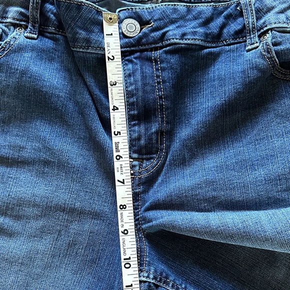 M Jeans Classic Blue Denim Shorts - Picture 7 of 8